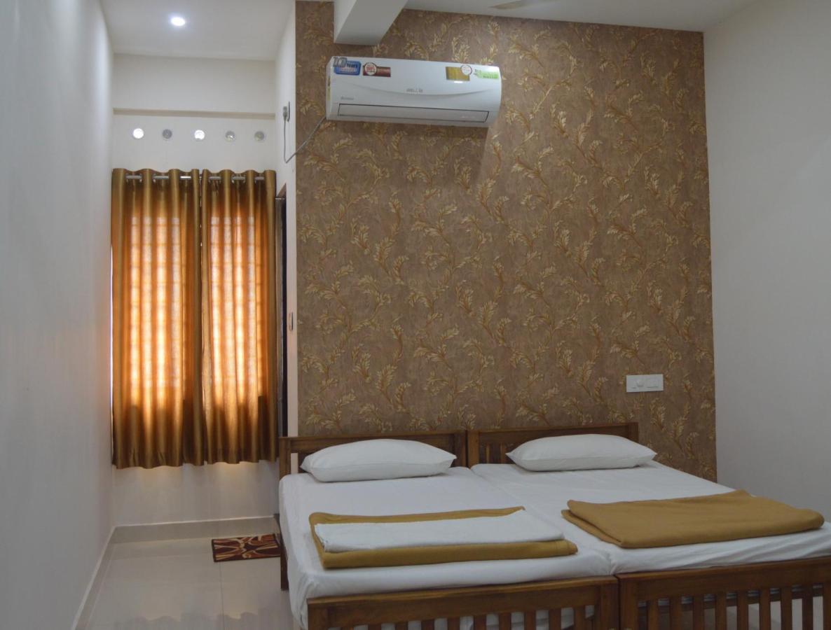 Coral Homes Kochi Екстериор снимка