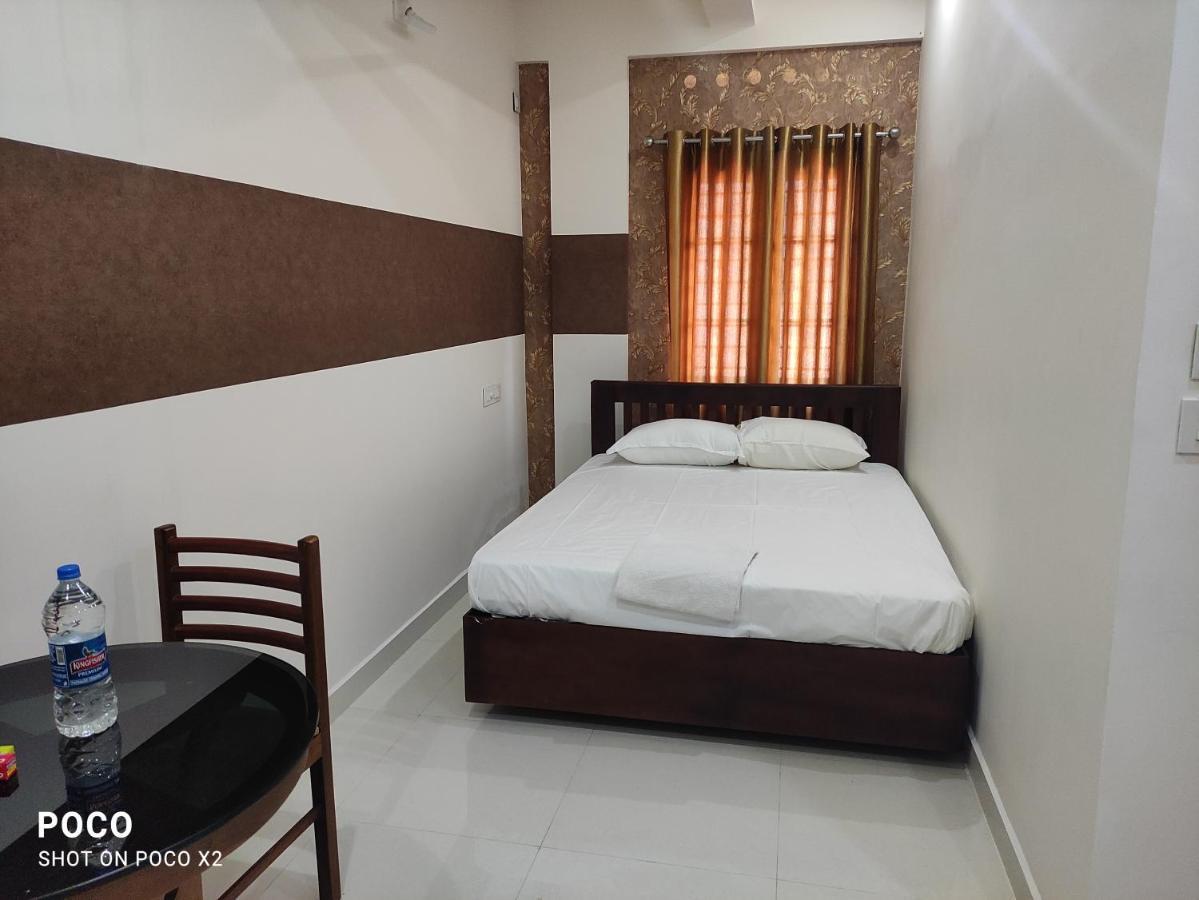 Coral Homes Kochi Екстериор снимка