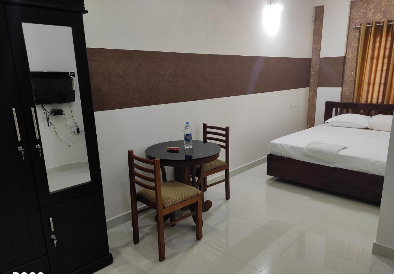 Coral Homes Kochi Екстериор снимка