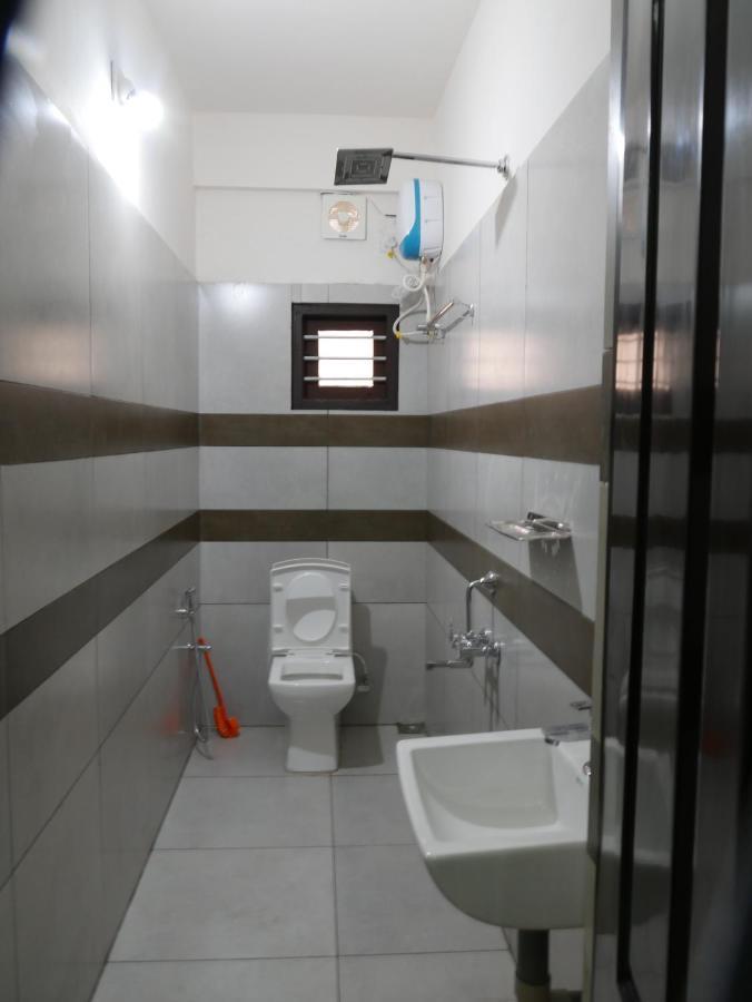 Coral Homes Kochi Екстериор снимка